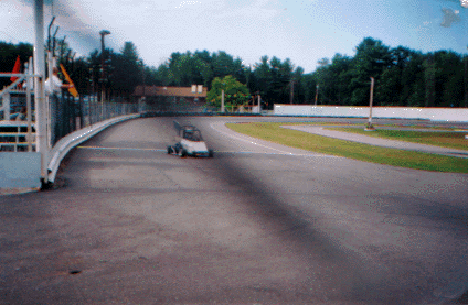 goingintoturn1.gif